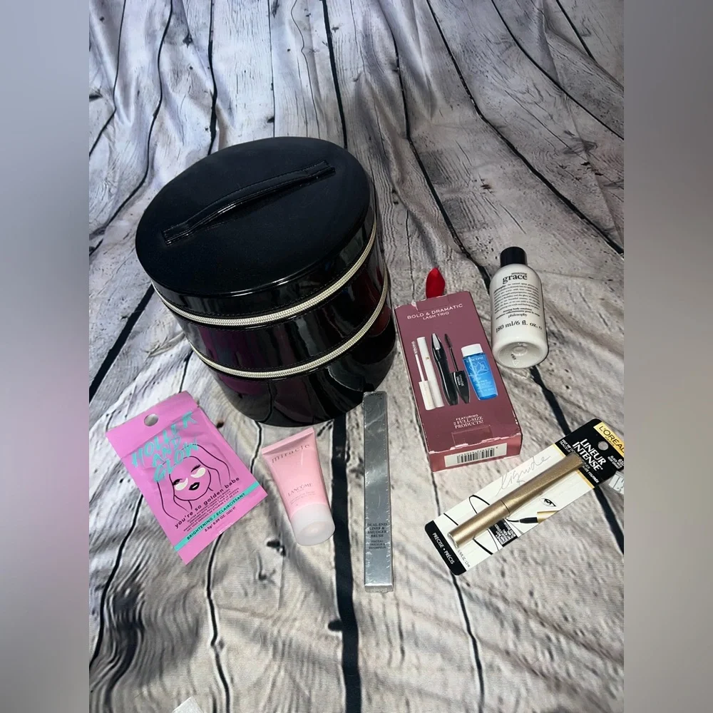 LANCÔME TRAIN CASE BEAUTY BUNDLE (7 pcs total)